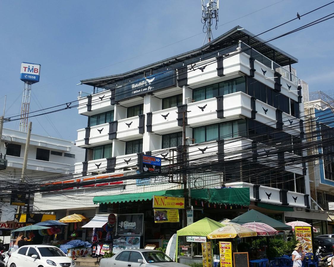 Barfly Pattaya Hotel Jomtien Beach Exterior photo