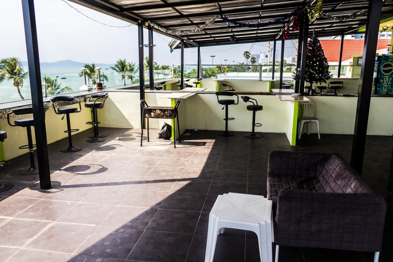 Barfly Pattaya Hotel Jomtien Beach Exterior photo