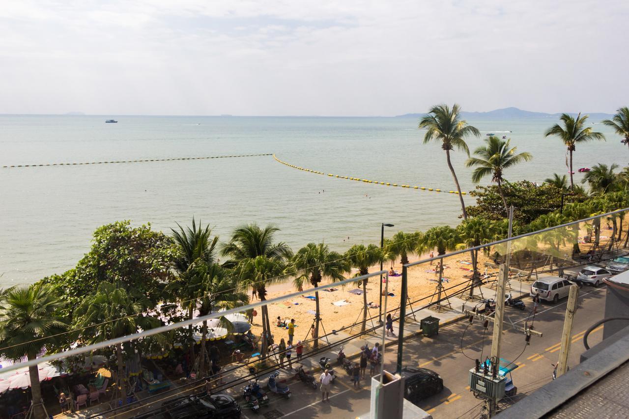 Barfly Pattaya Hotel Jomtien Beach Exterior photo